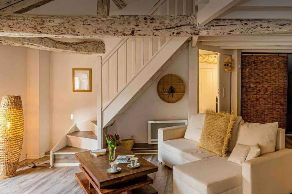 Appartement Cocooning, Climatise, Au Coeur D'アジャン エクステリア 写真