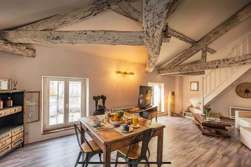 Appartement Cocooning, Climatise, Au Coeur D'アジャン エクステリア 写真